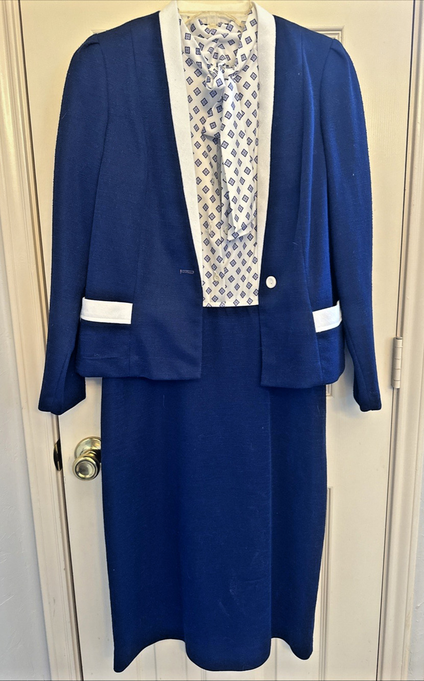 Vintage Marty Gutmacher Women's Dress Suit Size 10 Navy Blue